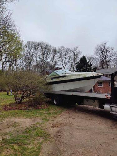 Boat Removal & Disposal Services in Massachusetts